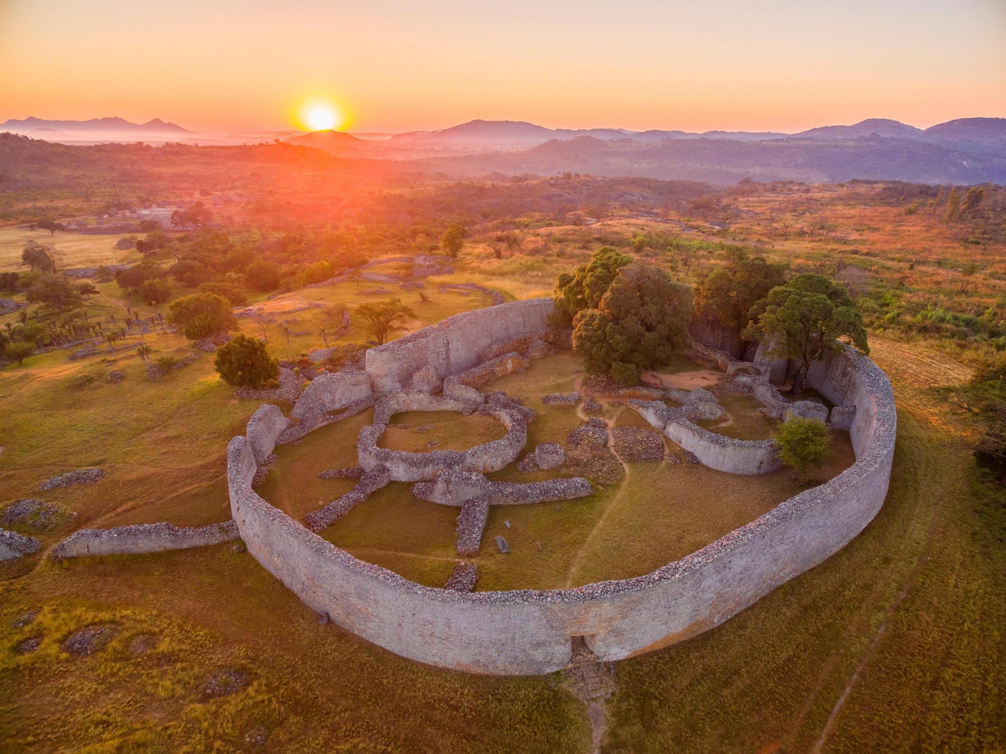Victoria Falls & Great Zimbabwe